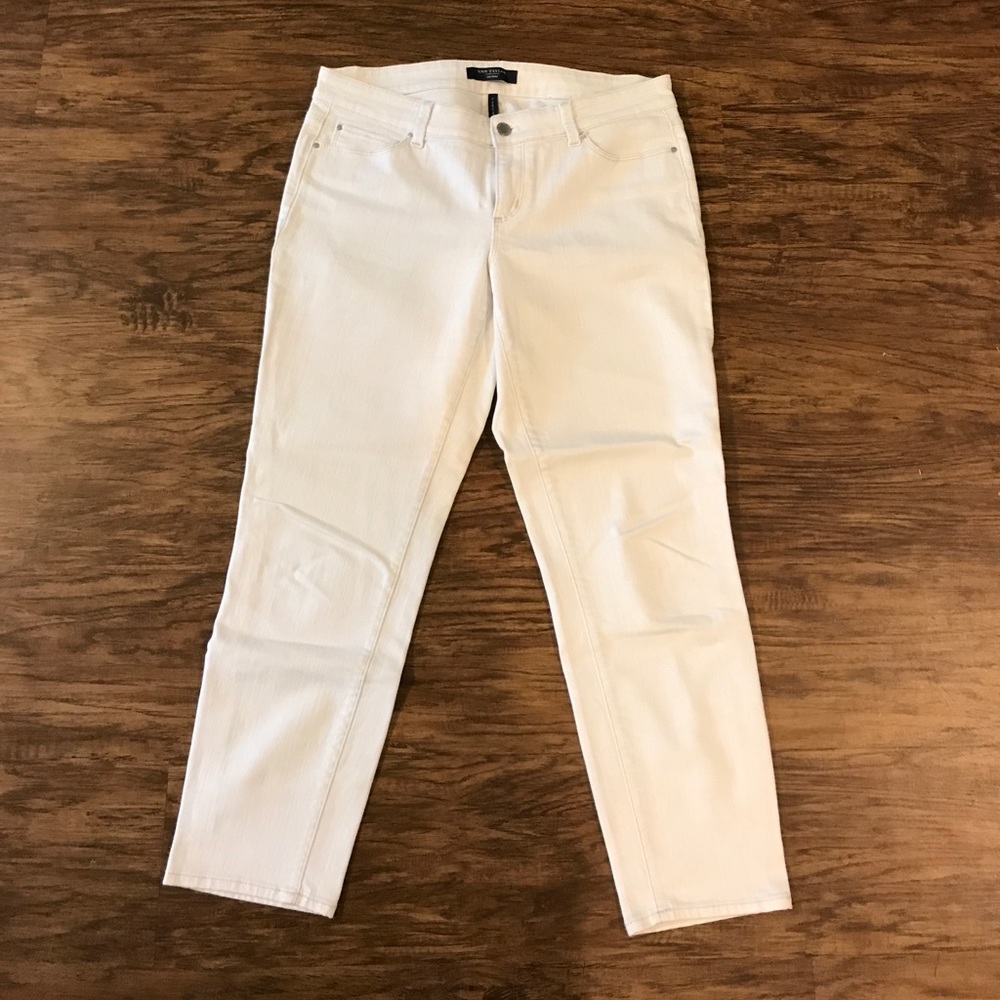 Ann Taylor Modern Slim White crop jeans size 10